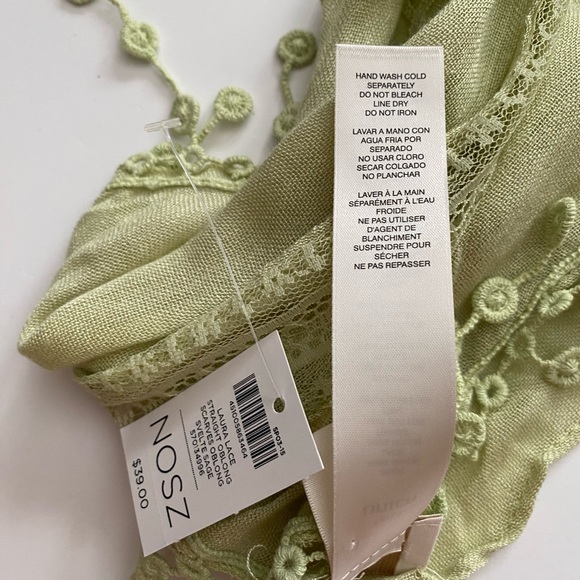 Chico’s Laura Lace Boho Scarf Straight Oblong scarves svelte sage - Picture 9 of 11